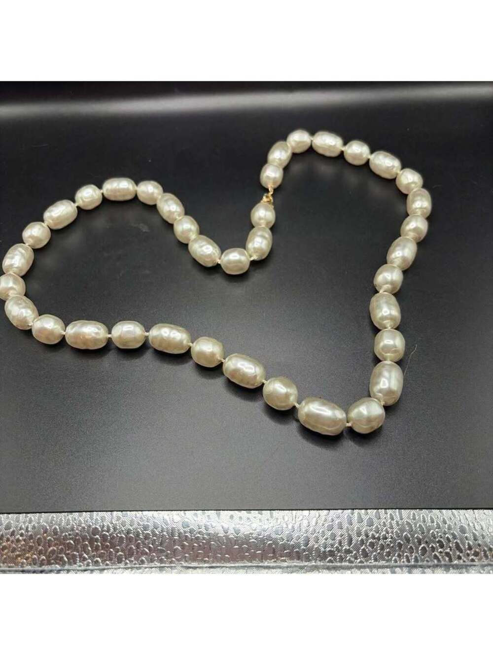 Vintage White Baroque Faux Pearl Necklace